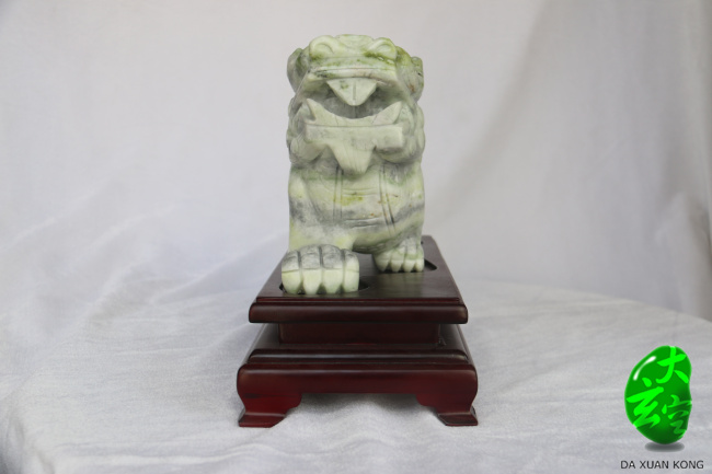 負(fù)屃 大：16800￥ ?。?800￥